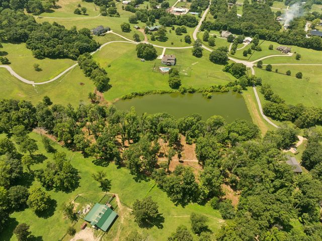 1411 Bell Meadow Ct, Nolensville, TN 37135