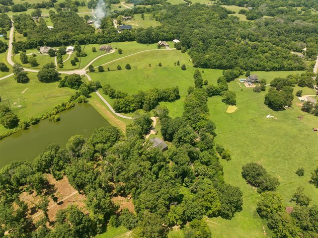 1411 Bell Meadow Ct, Nolensville, TN 37135