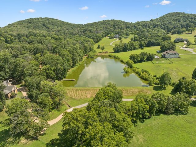 1411 Bell Meadow Ct, Nolensville, TN 37135