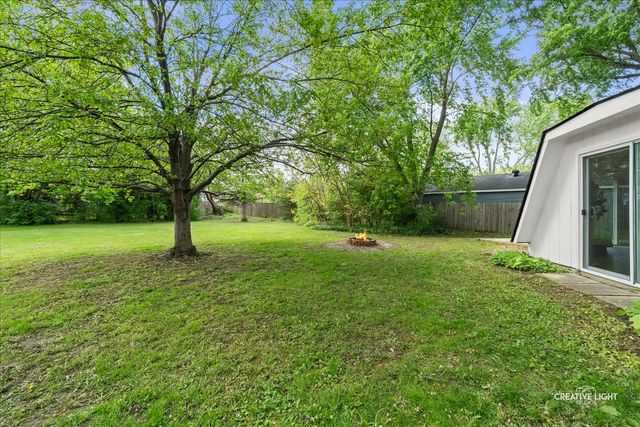 5S464 Sherman Avenue, Naperville, IL 60563
