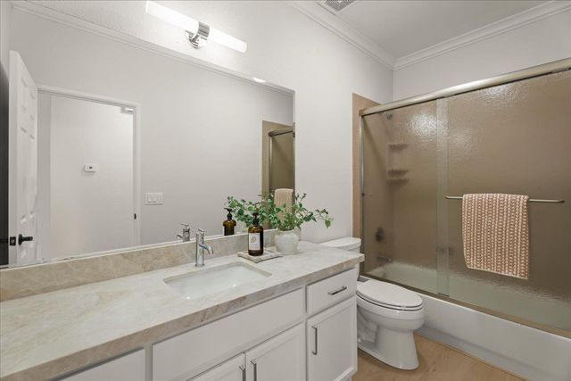 1050 Violet Way, Gilroy, CA 95020