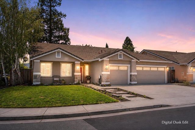 1050 Violet Way, Gilroy, CA 95020