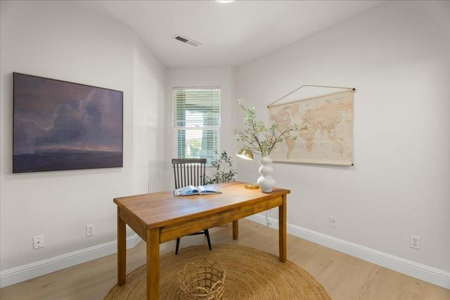 1050 Violet Way, Gilroy, CA 95020