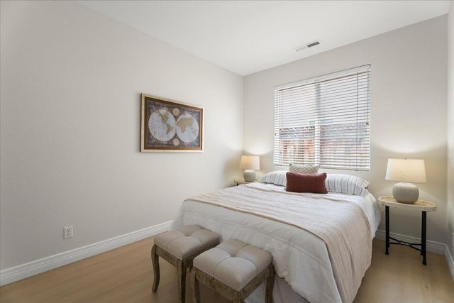 1050 Violet Way, Gilroy, CA 95020