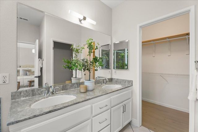 1050 Violet Way, Gilroy, CA 95020