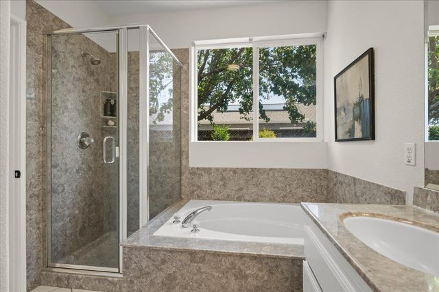 1050 Violet Way, Gilroy, CA 95020
