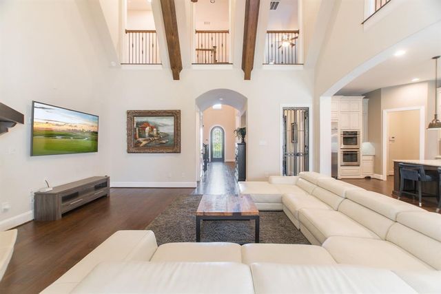 19 Brittany Rose Place, The Woodlands, TX 77375