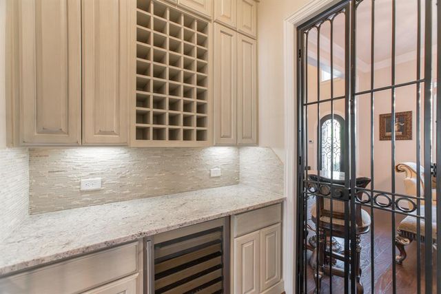 19 Brittany Rose Place, The Woodlands, TX 77375