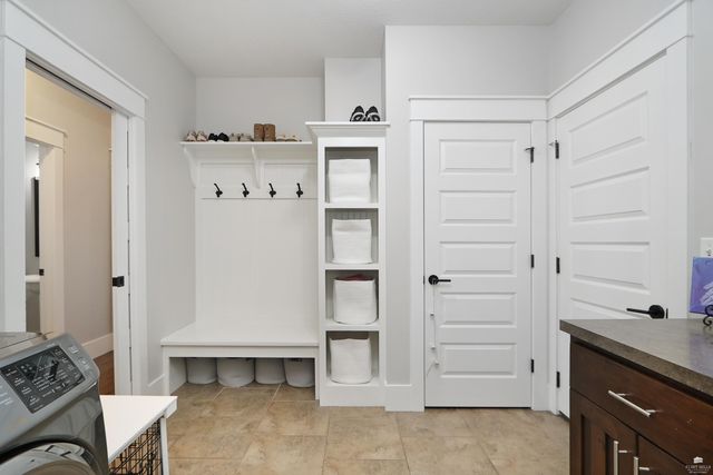 4408 Leone Circle, Manhattan, KS 66503