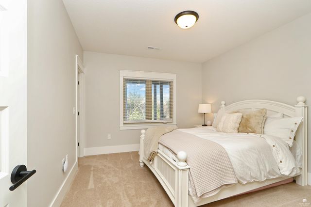 4408 Leone Circle, Manhattan, KS 66503