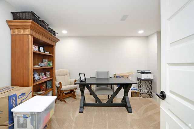 4408 Leone Circle, Manhattan, KS 66503