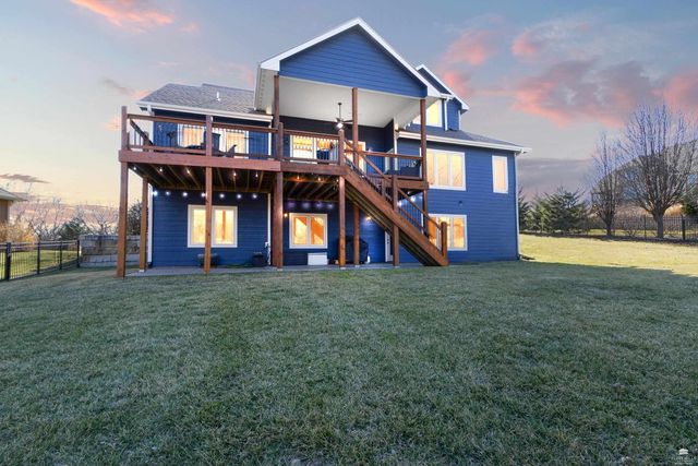 4408 Leone Circle, Manhattan, KS 66503