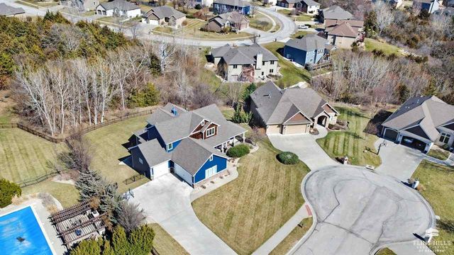 4408 Leone Circle, Manhattan, KS 66503