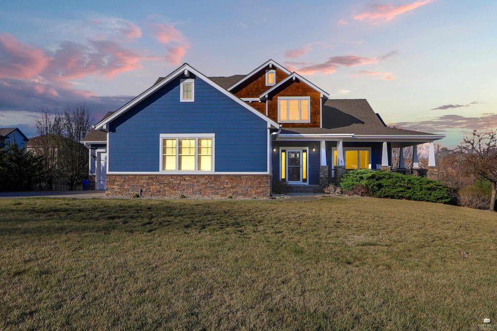 4408 Leone Circle, Manhattan, KS 66503