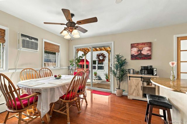 724 Sandra Avenue, West Islip, NY 11795