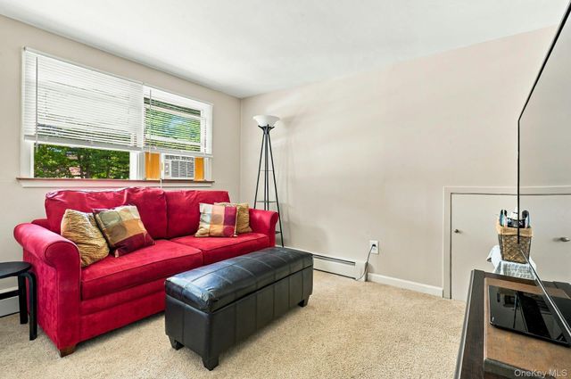 724 Sandra Avenue, West Islip, NY 11795