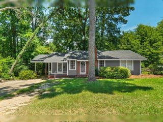 1509 W 7th, Hattiesburg, MS 39401