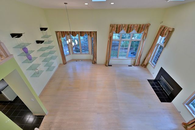 1735 Park Ridge Point, Park Ridge, IL 60068