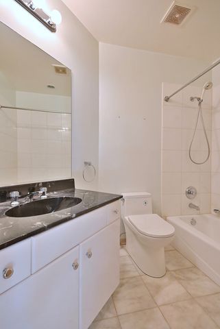 1735 Park Ridge Point, Park Ridge, IL 60068