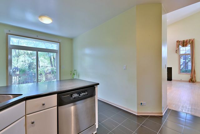 1735 Park Ridge Point, Park Ridge, IL 60068