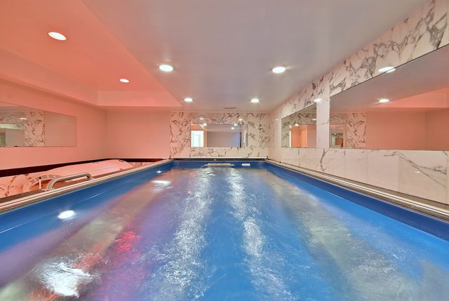 1735 Park Ridge Point, Park Ridge, IL 60068