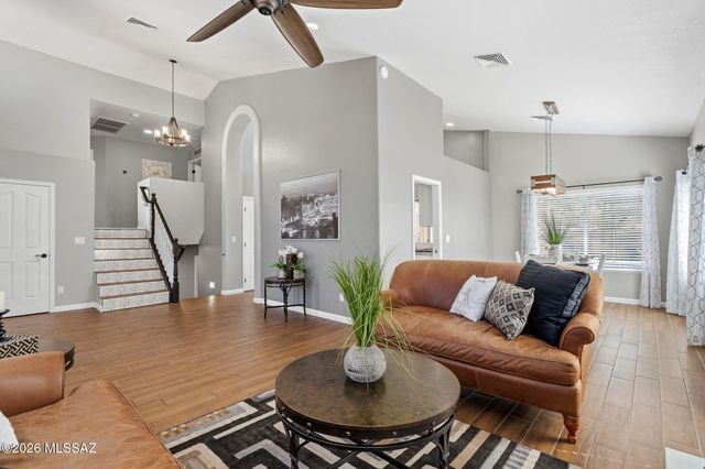 1631 W Sunridge Drive, Tucson, AZ 85704