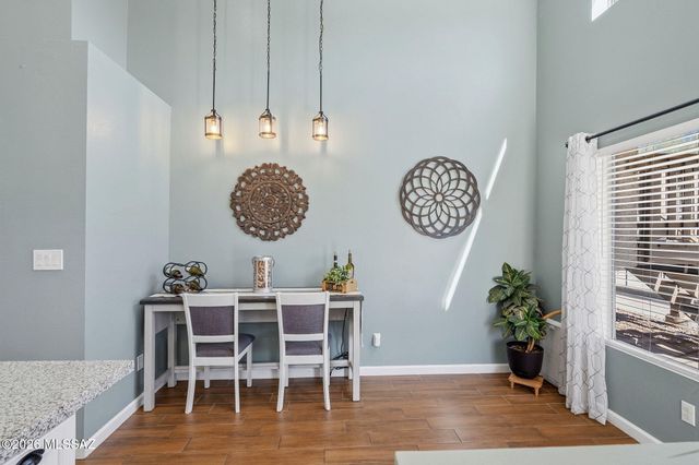 1631 W Sunridge Drive, Tucson, AZ 85704