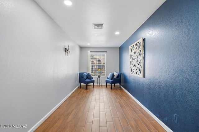 1631 W Sunridge Drive, Tucson, AZ 85704