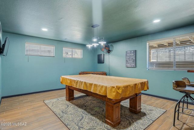 1631 W Sunridge Drive, Tucson, AZ 85704