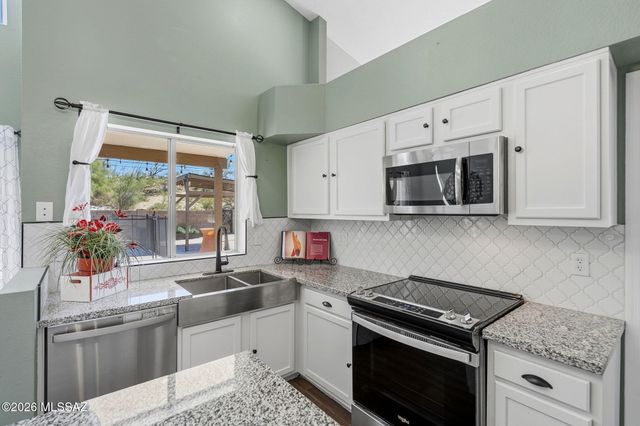 1631 W Sunridge Drive, Tucson, AZ 85704