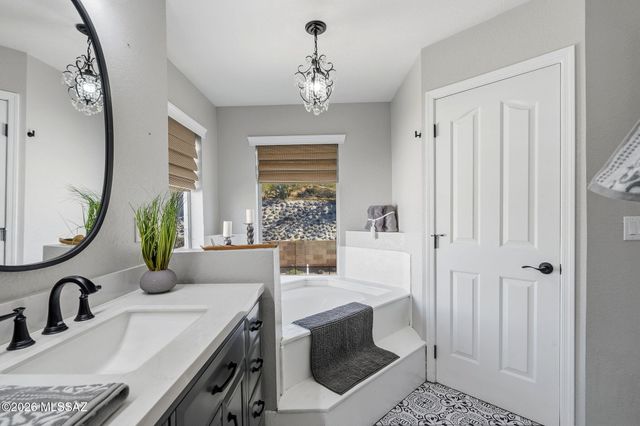 1631 W Sunridge Drive, Tucson, AZ 85704