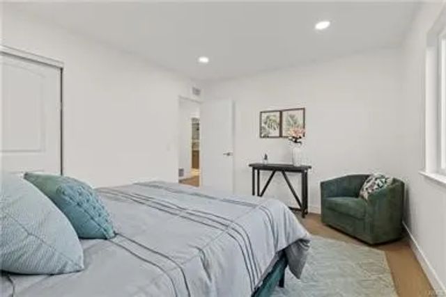 10276 Falcon, Fountain Valley, CA 92708