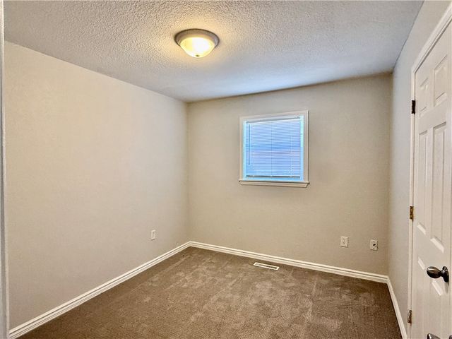 339 Davis Street, Pea Ridge, AR 72751