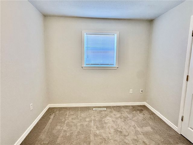 339 Davis Street, Pea Ridge, AR 72751