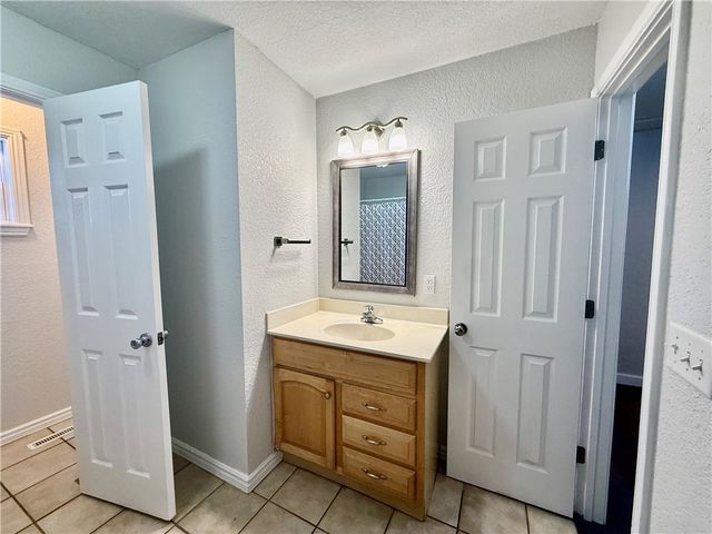 339 Davis Street, Pea Ridge, AR 72751