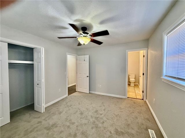 339 Davis Street, Pea Ridge, AR 72751