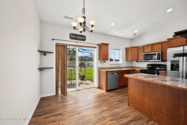 2290 E Knapp DR, Post Falls, ID 83854