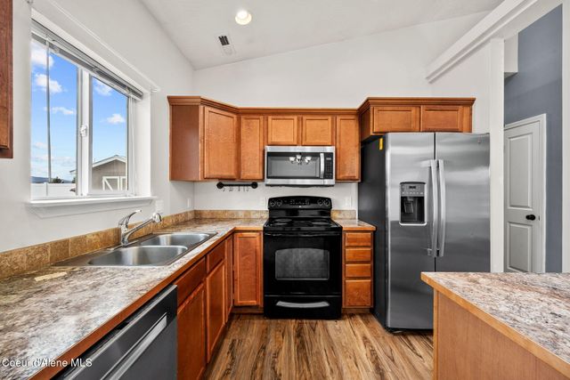 2290 E Knapp DR, Post Falls, ID 83854