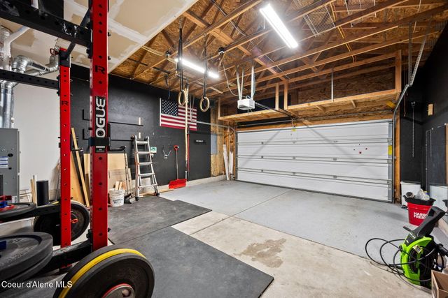 2290 E Knapp DR, Post Falls, ID 83854