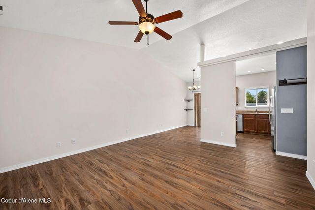 2290 E Knapp DR, Post Falls, ID 83854