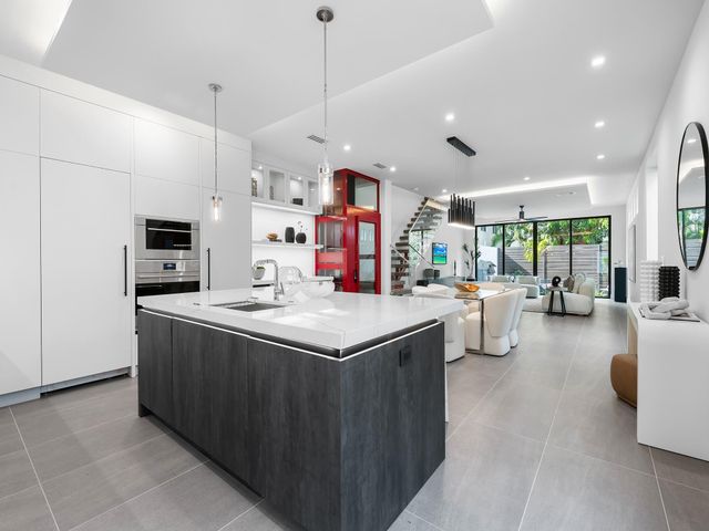 1416 NE 6th St 1416, Fort Lauderdale, FL 33304