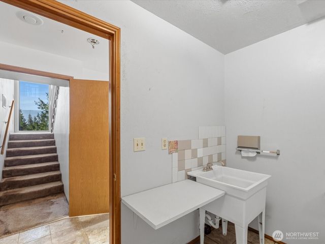 32920 Sultan Basin Road, Sultan, WA 98294