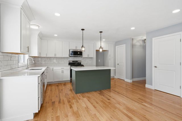 7 Buker Street, Nashua, NH 03064