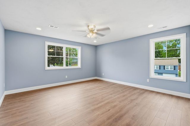 7 Buker Street, Nashua, NH 03064