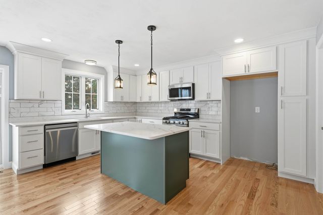 7 Buker Street, Nashua, NH 03064
