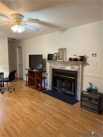 21924 Butterwood Rd, North Dinwiddie, VA 23803