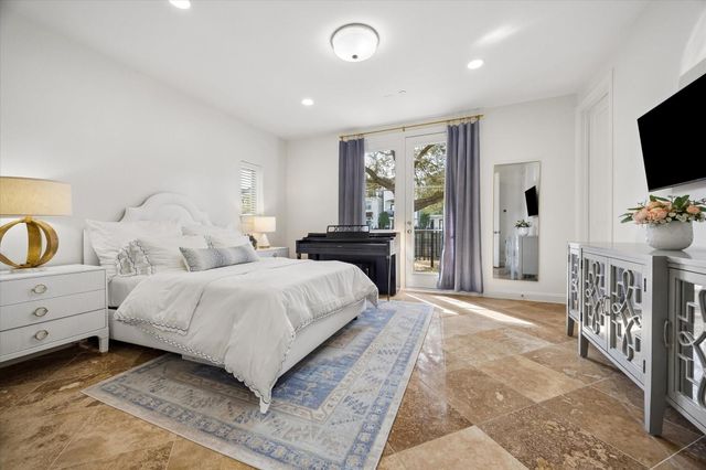 5717 Arabelle Crest, Houston, TX 77007