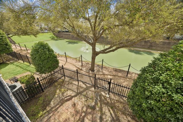 5717 Arabelle Crest, Houston, TX 77007