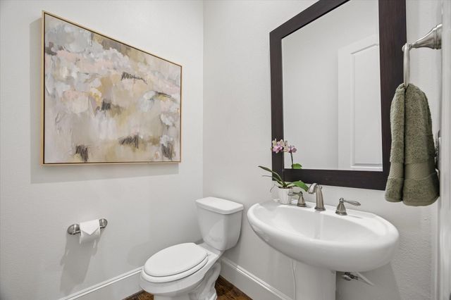 5717 Arabelle Crest, Houston, TX 77007