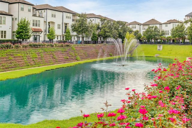 5717 Arabelle Crest, Houston, TX 77007